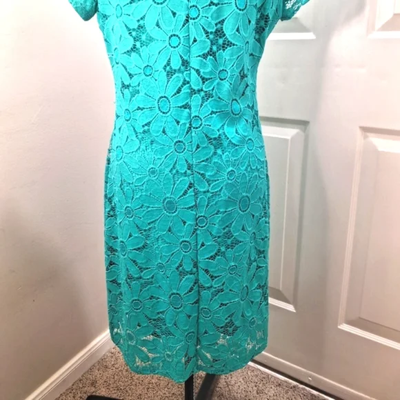 Tiana B. Green Soft Lacy Midi Dress Size Large - Picture 5 of 6